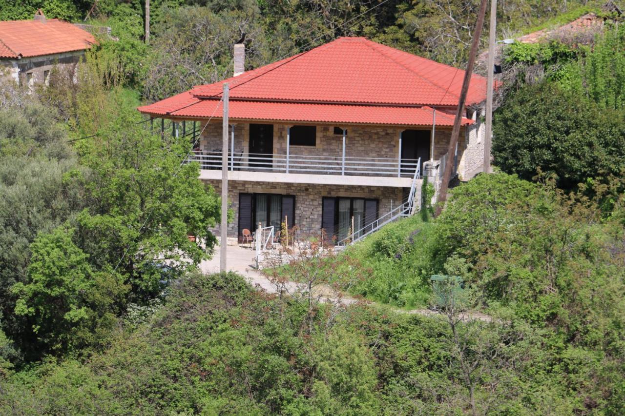 Miterra Cozy Apartments Andritsaina Extérieur photo